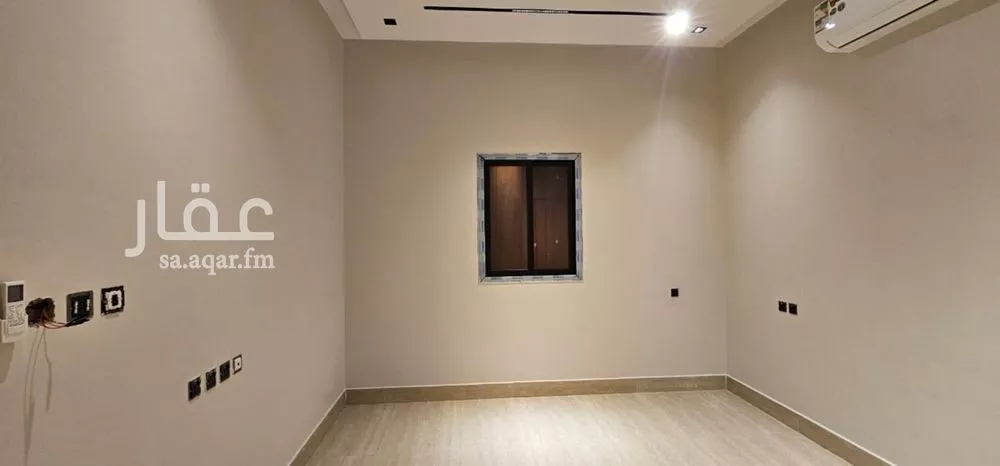 4 bedroom floor in Al Janadriyah 6