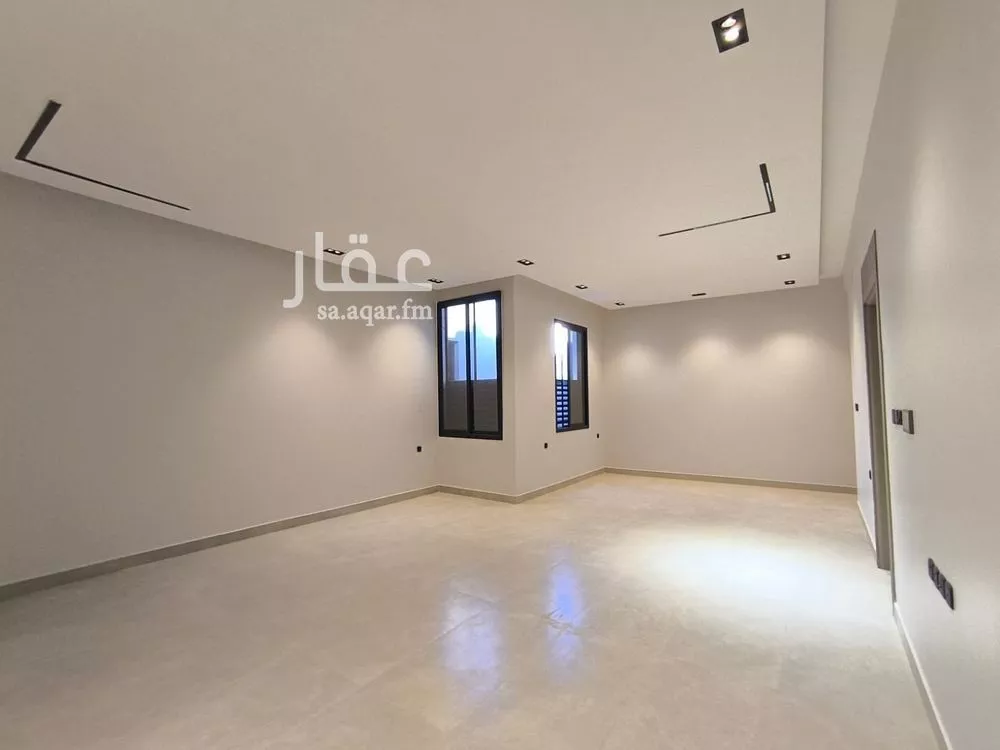 4 bedroom floor in Qurtubah 10