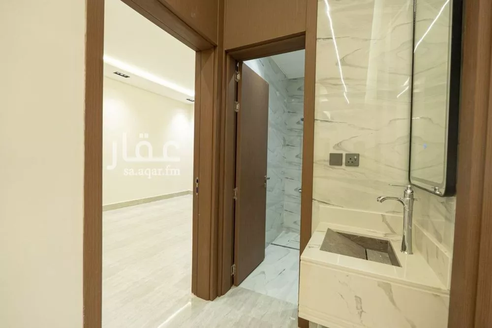 4 bedroom floor in Al Rimal 4