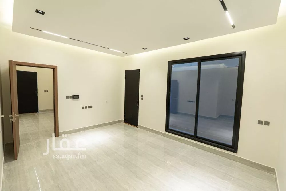 4 bedroom floor in Al Rimal 6