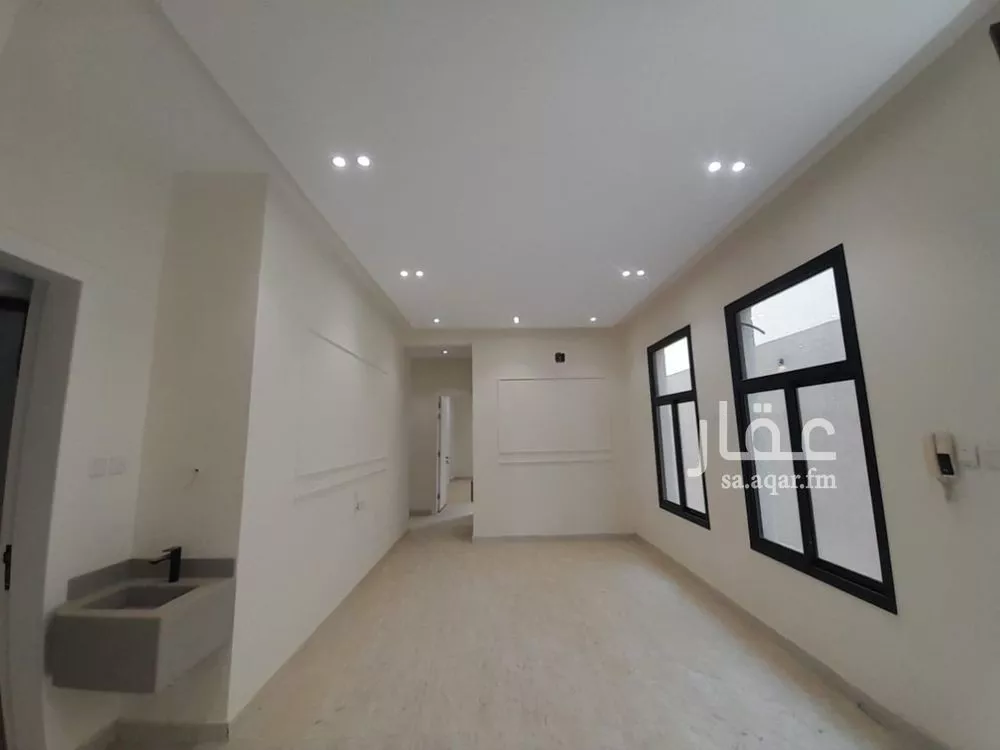 5 bedroom floor in Dahiat Namar 8