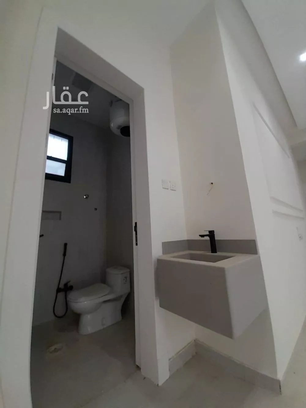 5 bedroom floor in Dahiat Namar 10