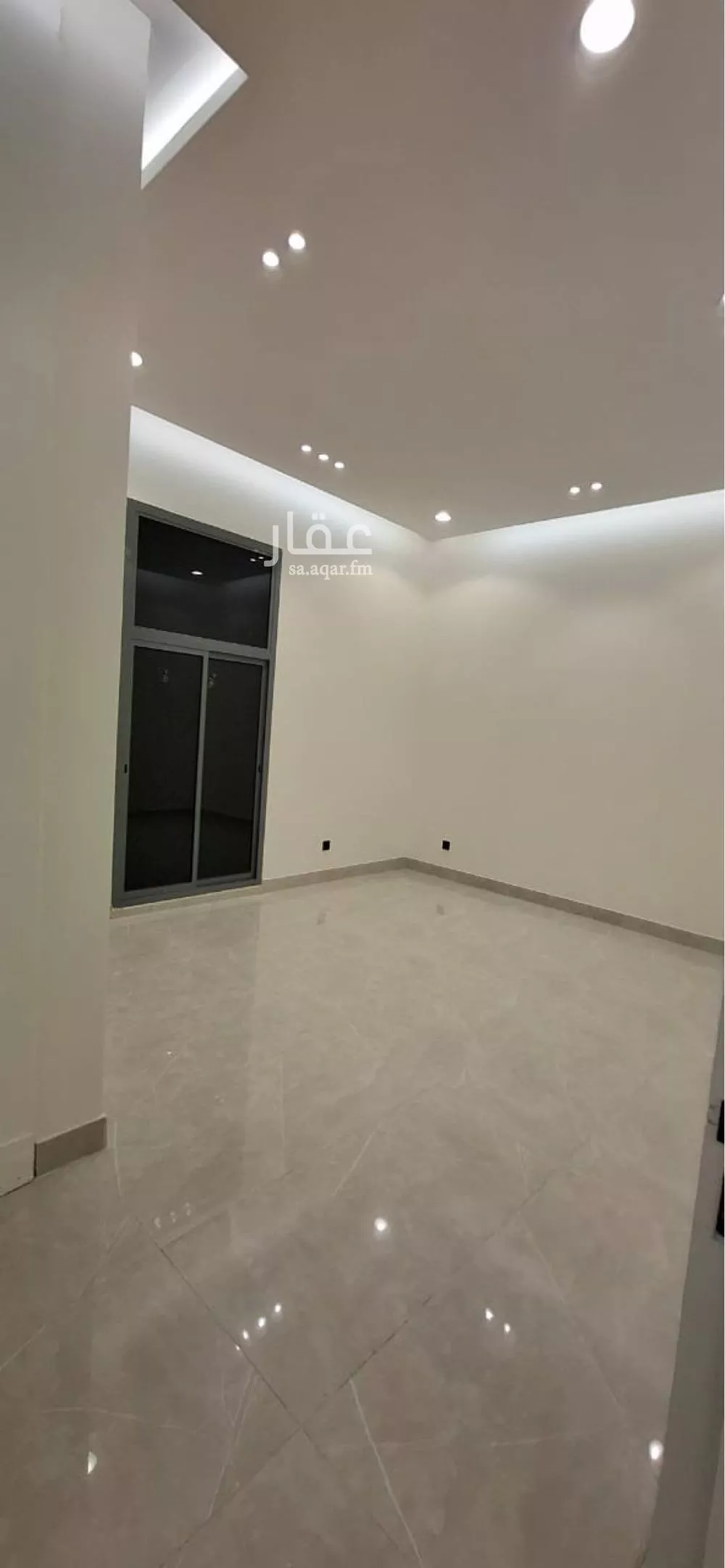 5 bedroom floor in Al Janadriyah 2