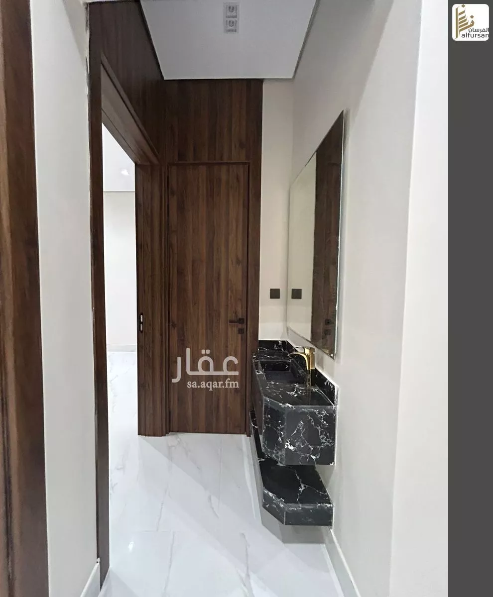 5 bedroom floor in Al Hazm 5
