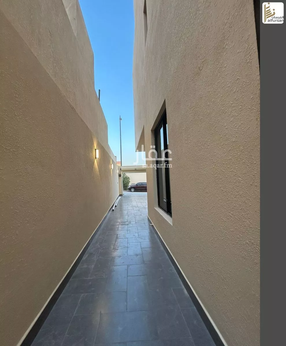5 bedroom floor in Al Hazm 6