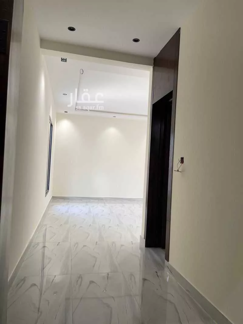 5 bedroom floor in Al Janadriyah 19