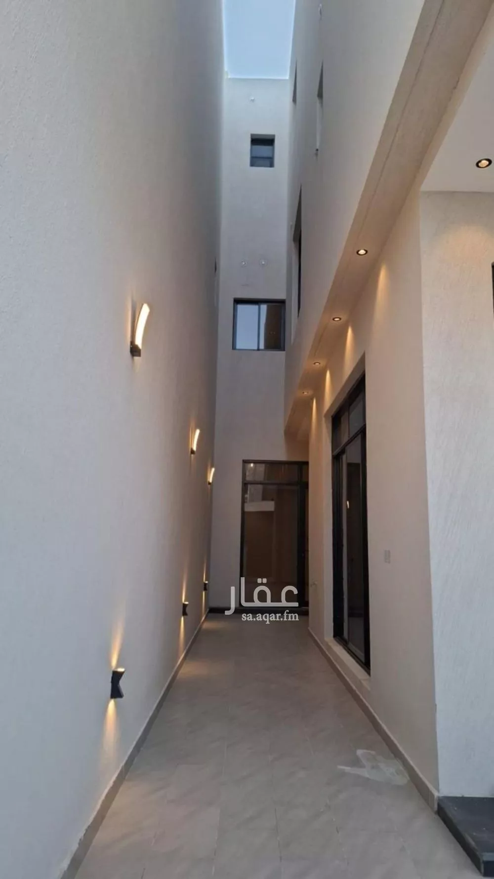 5 bedroom floor in Al Munsiyah 2
