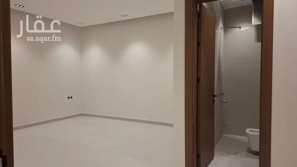 5 bedroom floor in Al Munsiyah 9