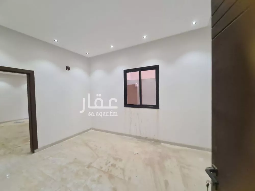 3 bedroom floor in Okaz 2