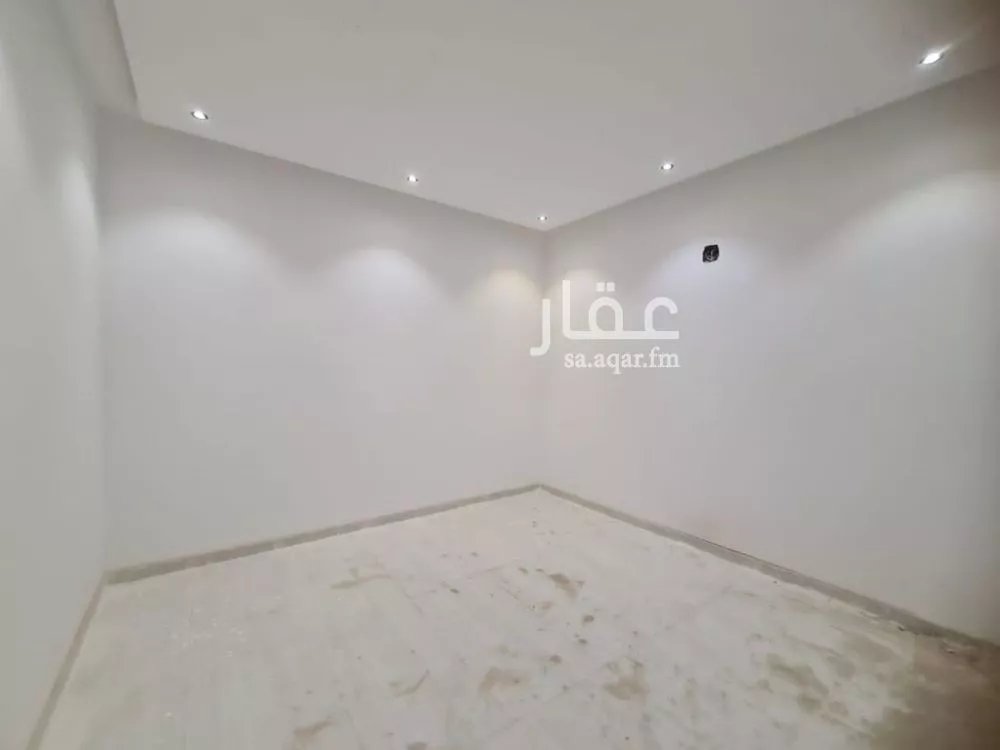 3 bedroom floor in Okaz 4