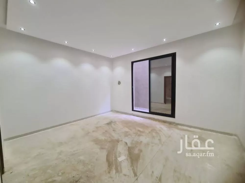 3 bedroom floor in Okaz 5