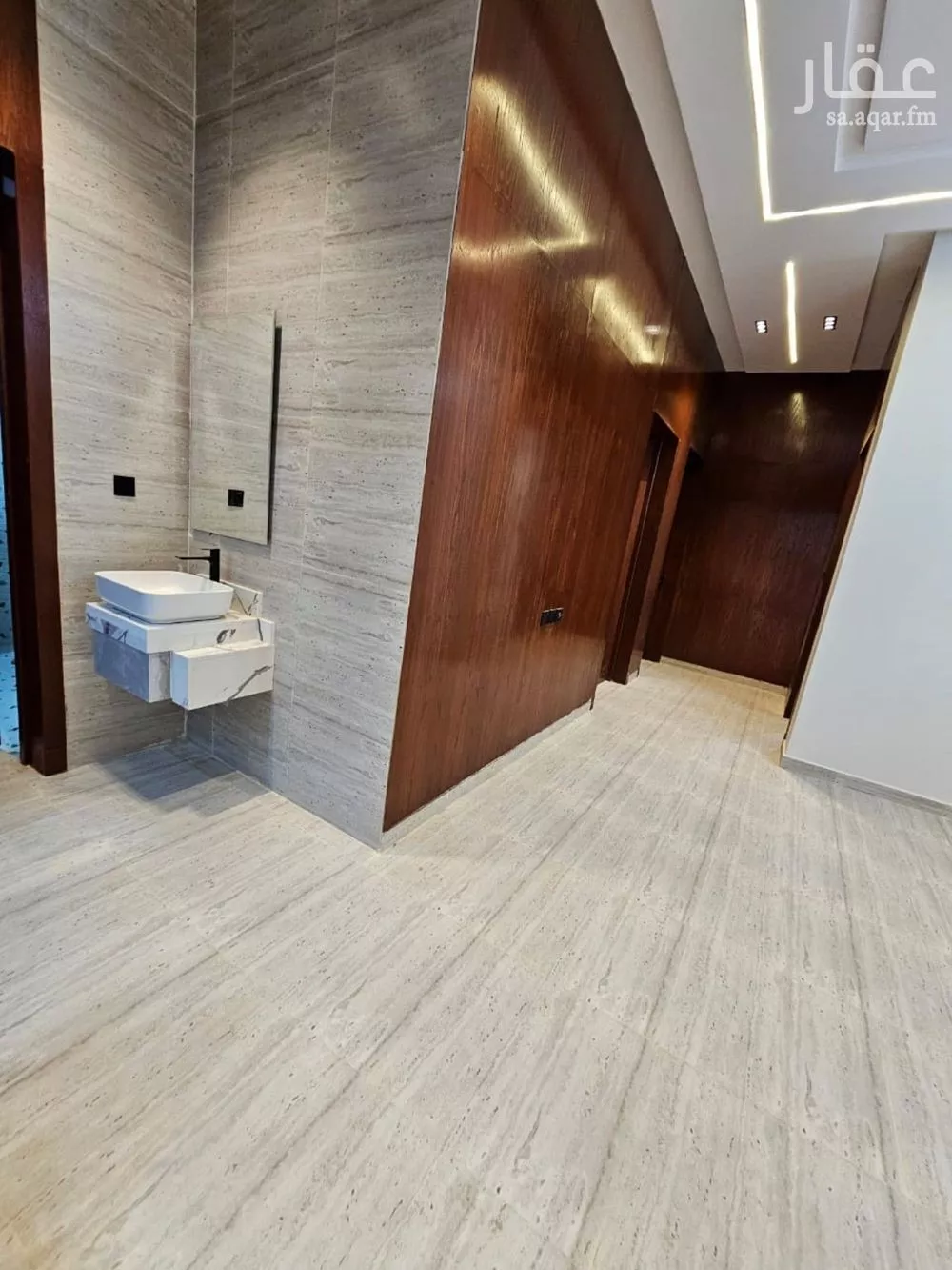 5 bedroom floor in Badr 6