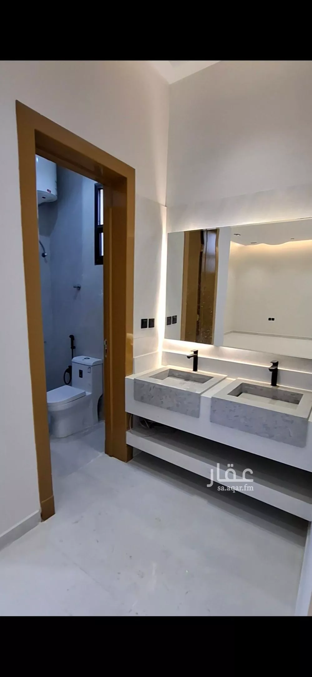 3 bedroom floor in Dahiat Namar 7