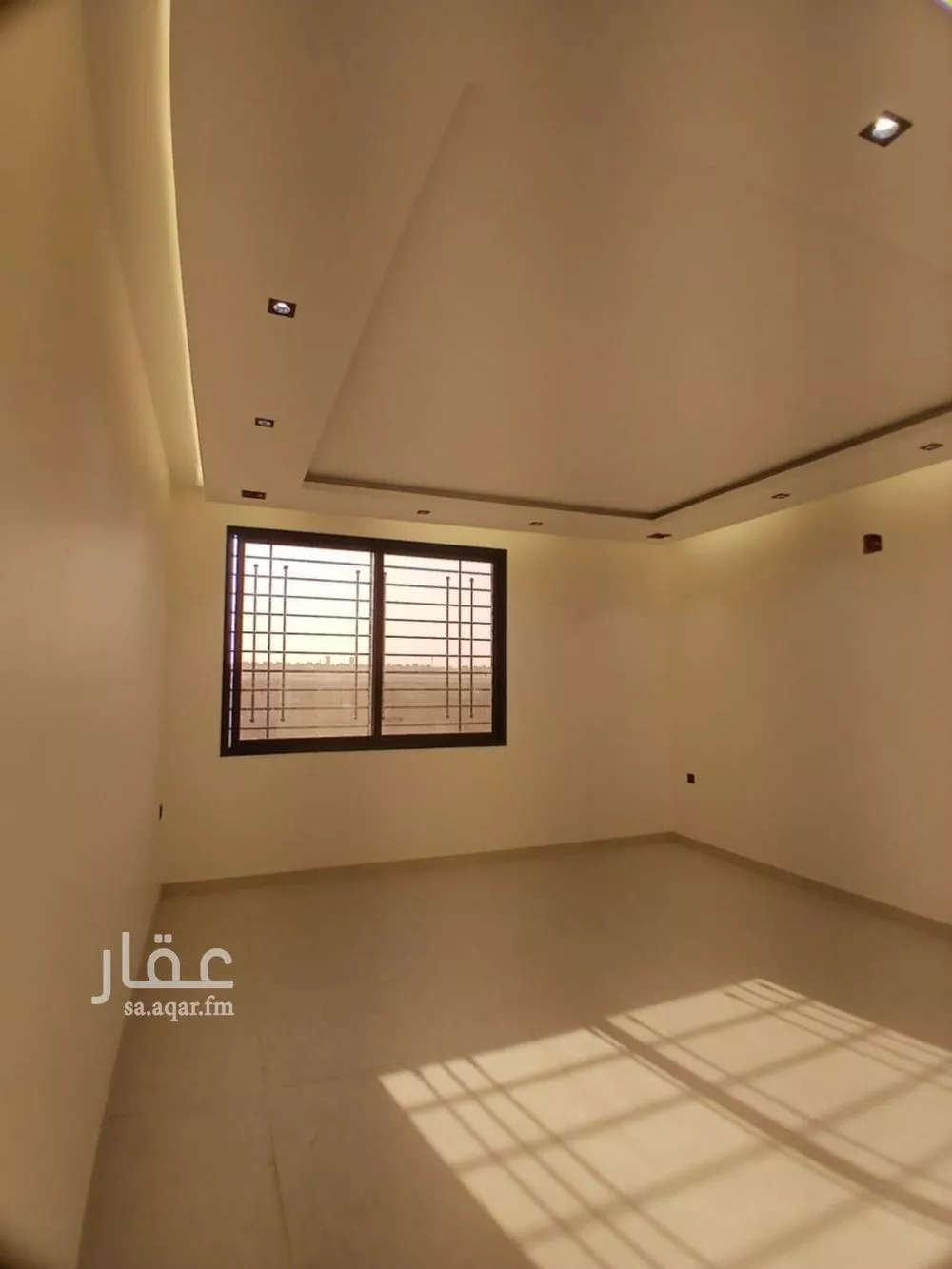 3 bedroom floor in Al Hazm 11