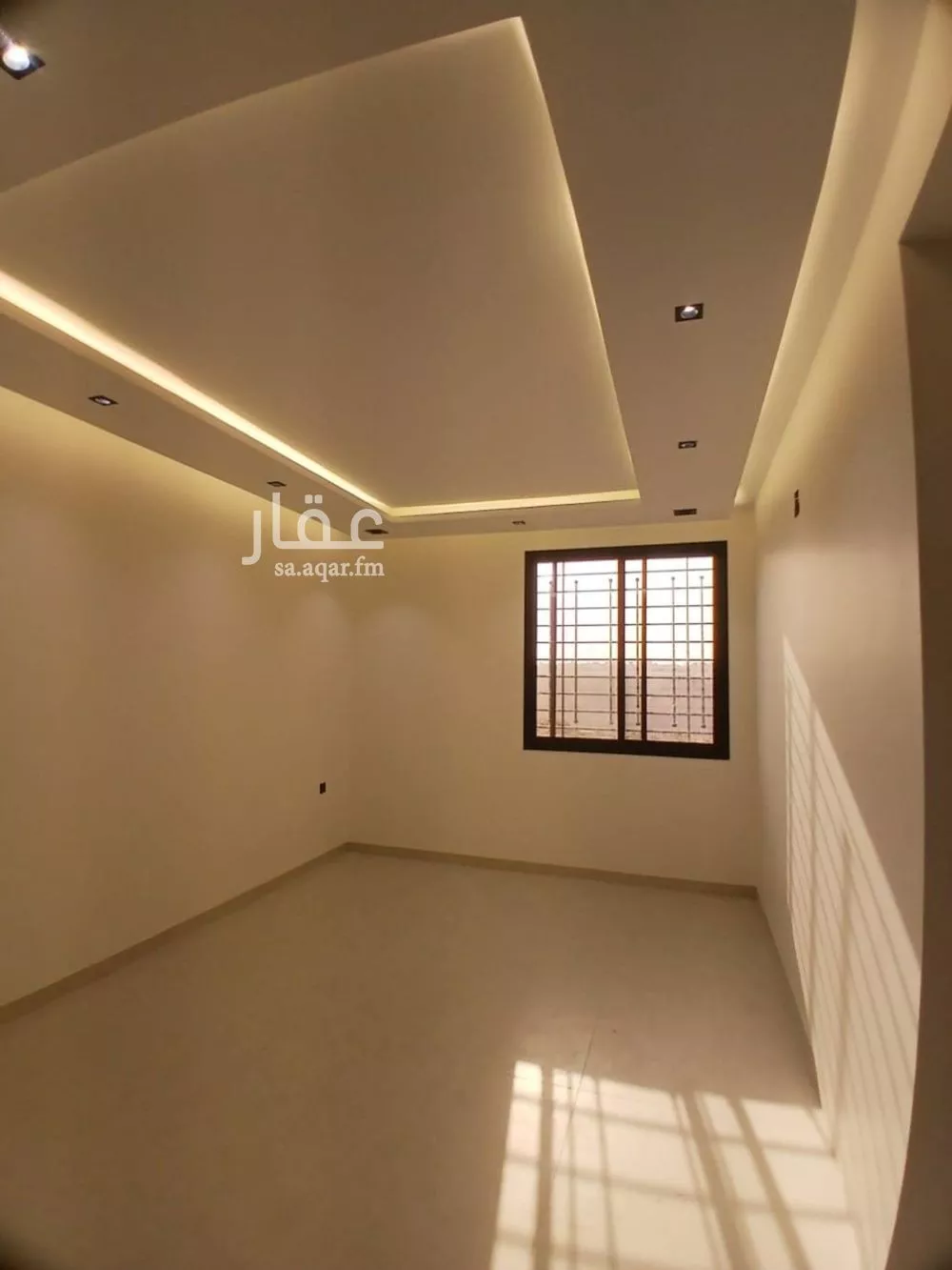 3 bedroom floor in Al Hazm 4