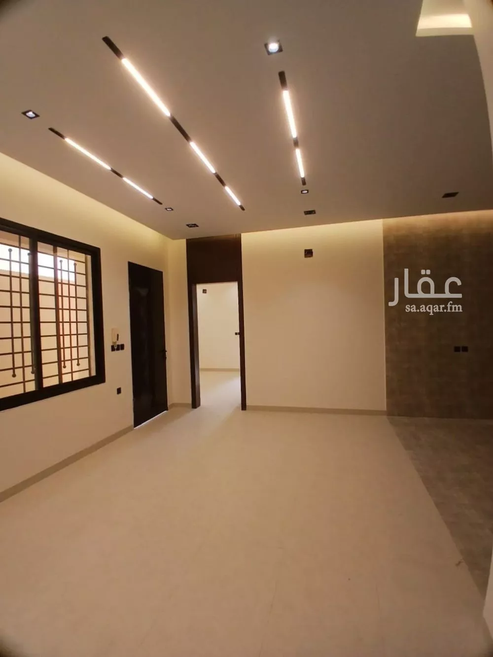 3 bedroom floor in Al Hazm 5