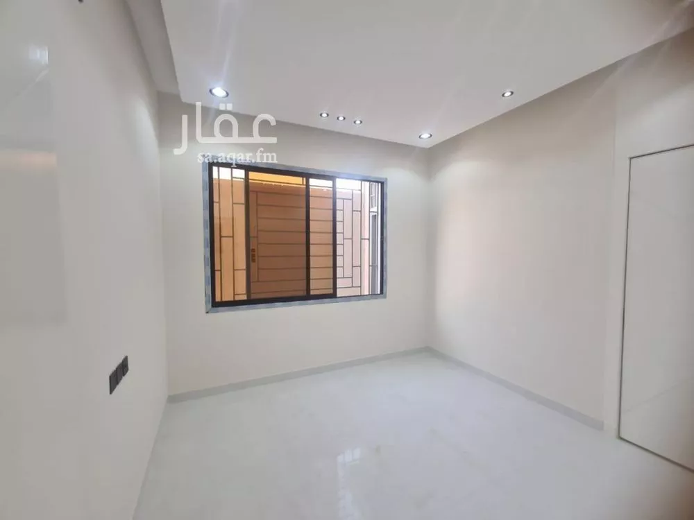 3 bedroom floor in Badr 11