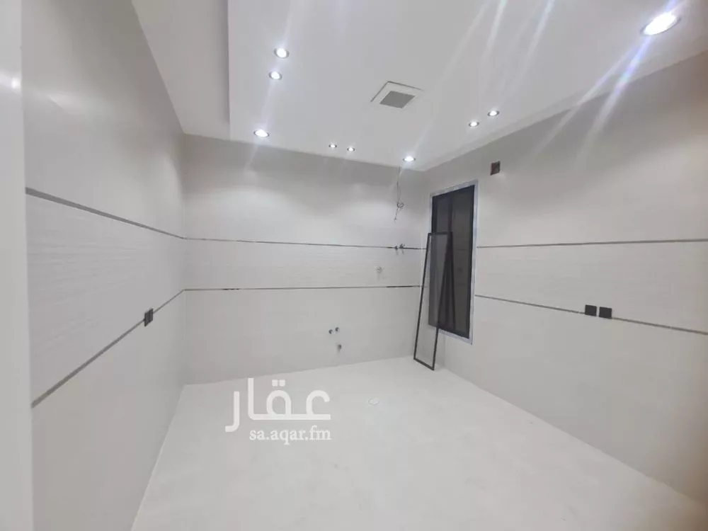 3 bedroom floor in Badr 10