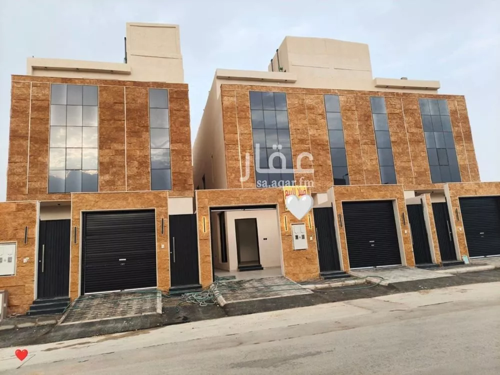 4 bedroom floor in Tuwaiq 2