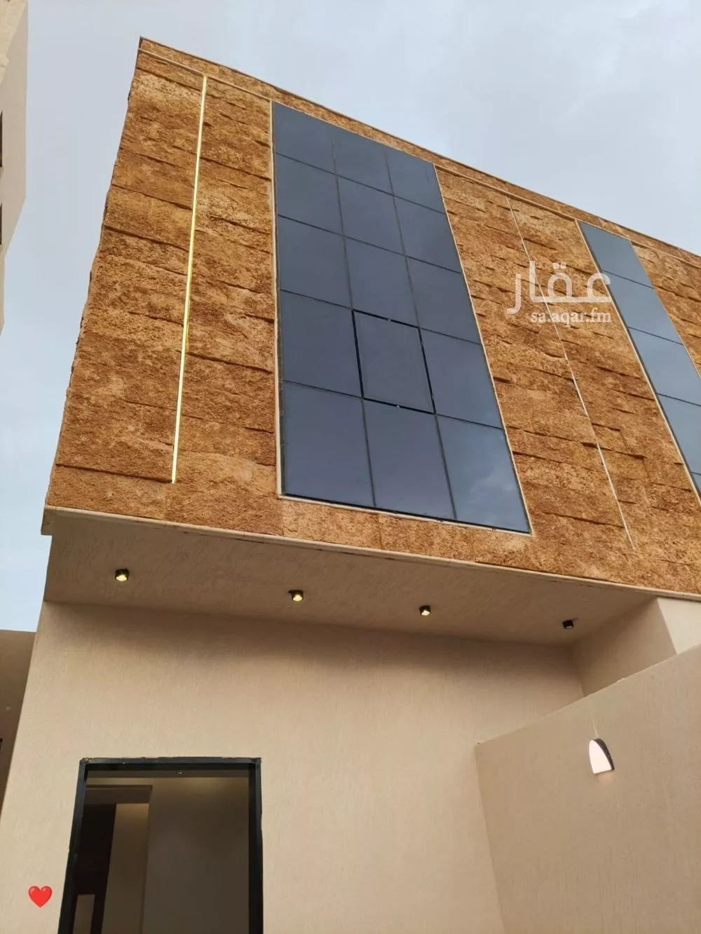 4 bedroom floor in Tuwaiq 3