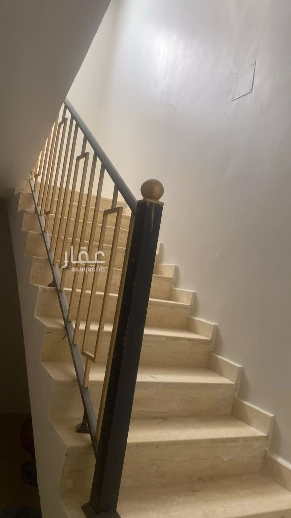 3 bedroom floor in Al Janadriyah 6