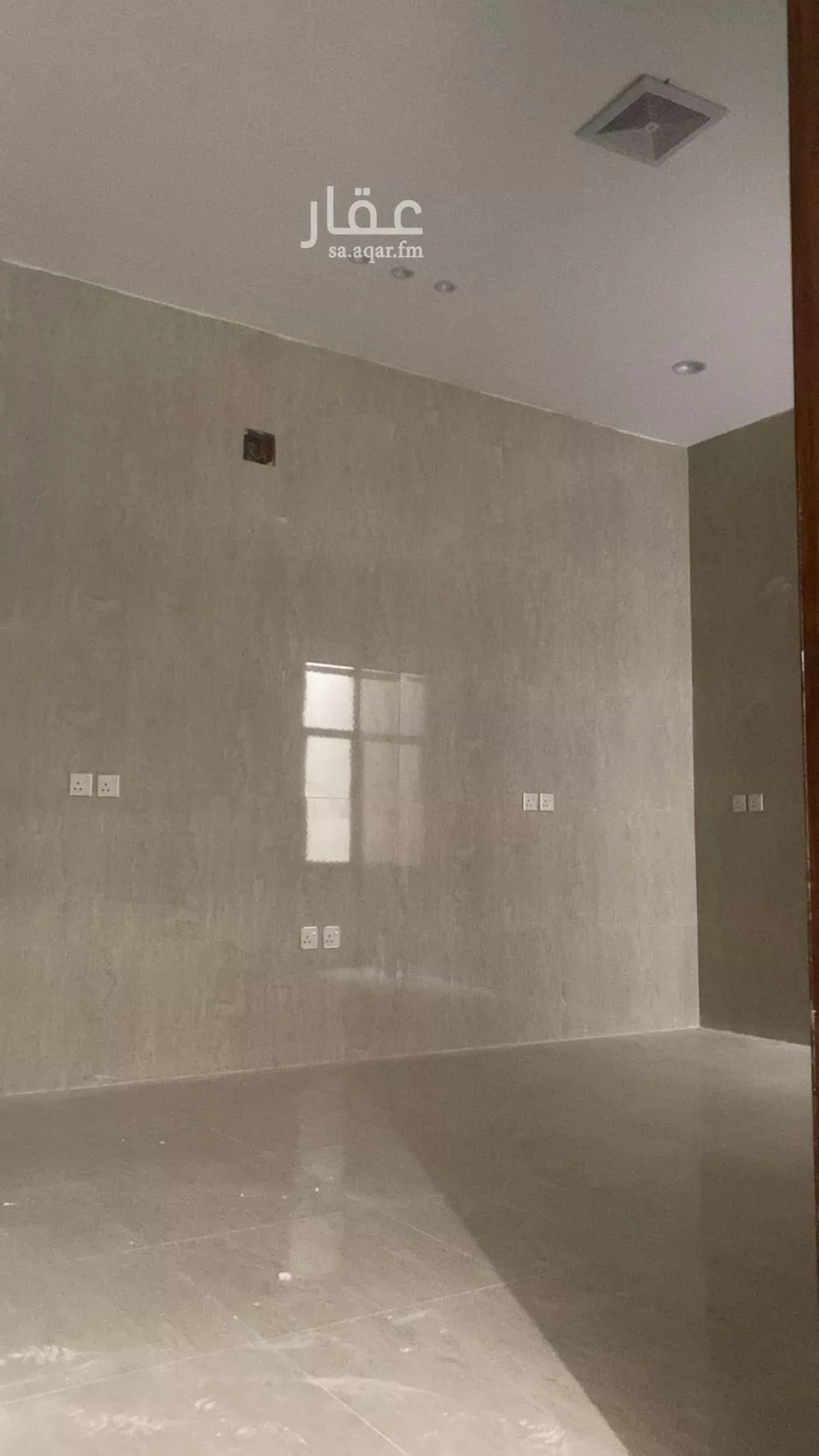3 bedroom floor in Al Janadriyah 7