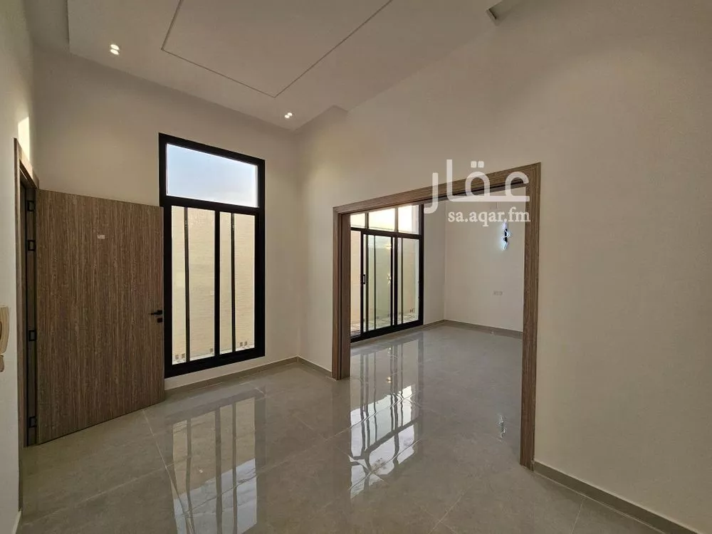 4 bedroom floor in Al Maizilah 13