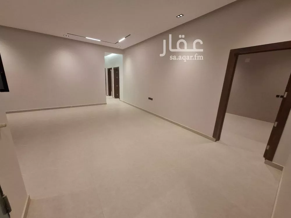4 bedroom floor in Al Rimal 11