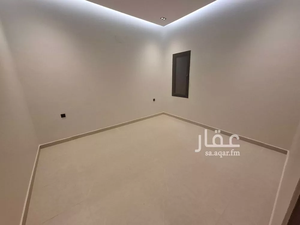 4 bedroom floor in Al Rimal 13