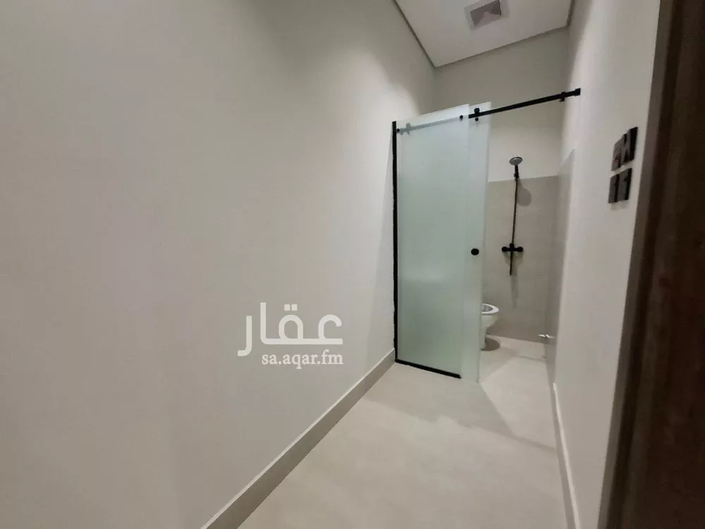 5 bedroom floor in Al Janadriyah 15