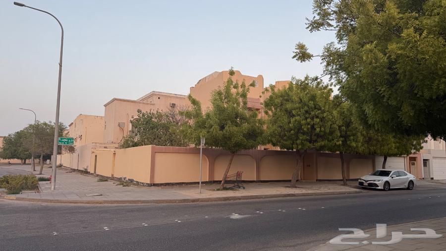 فيلا 8 غرف في نجد، الجبيل 3