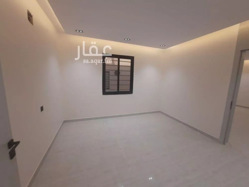 4 bedroom floor in Badr 16