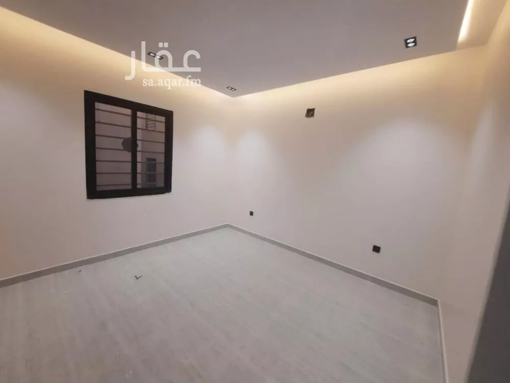 4 bedroom floor in Badr 6