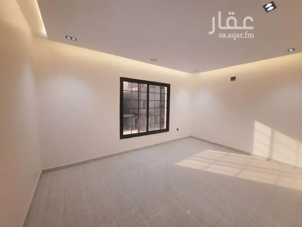 4 bedroom floor in Badr 7