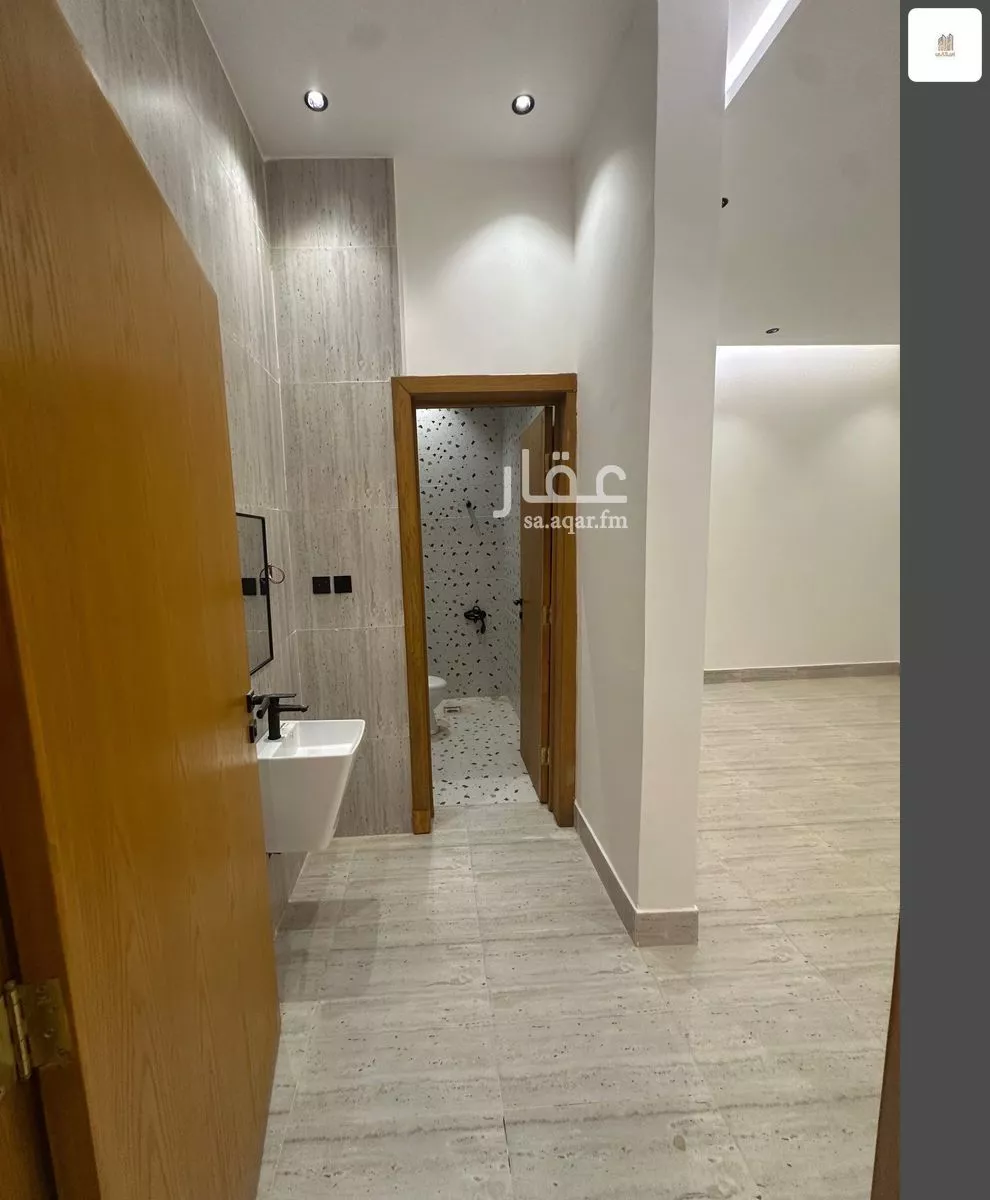 3 bedroom floor in Tuwaiq 12
