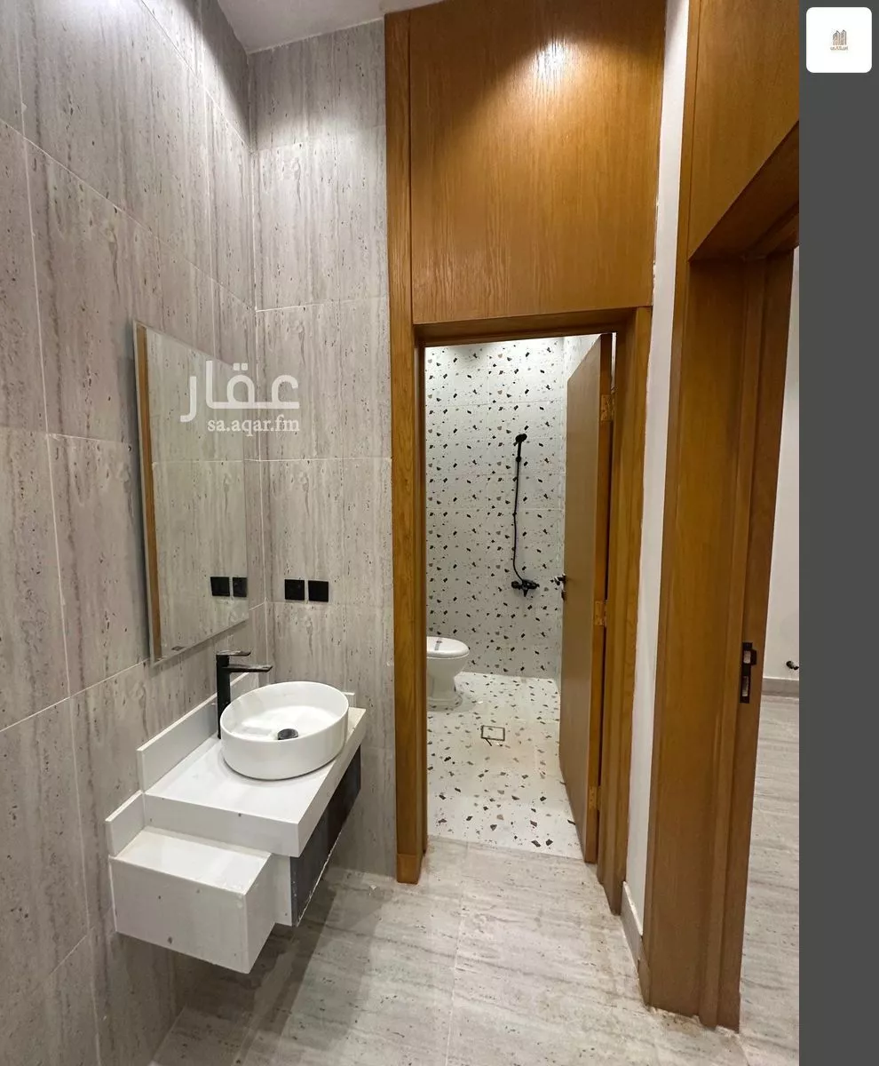 3 bedroom floor in Tuwaiq 8