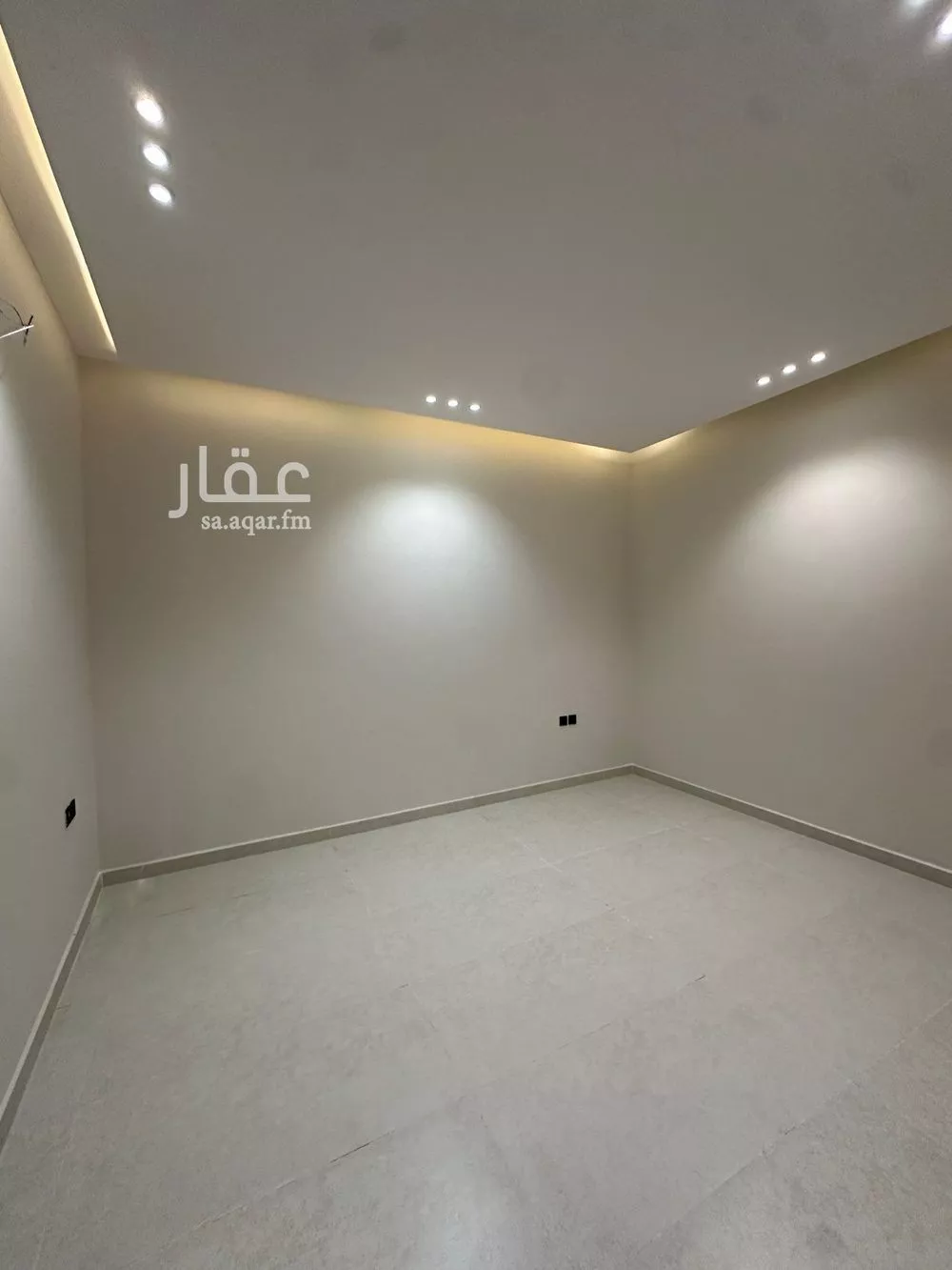 4 bedroom floor in Tuwaiq 11