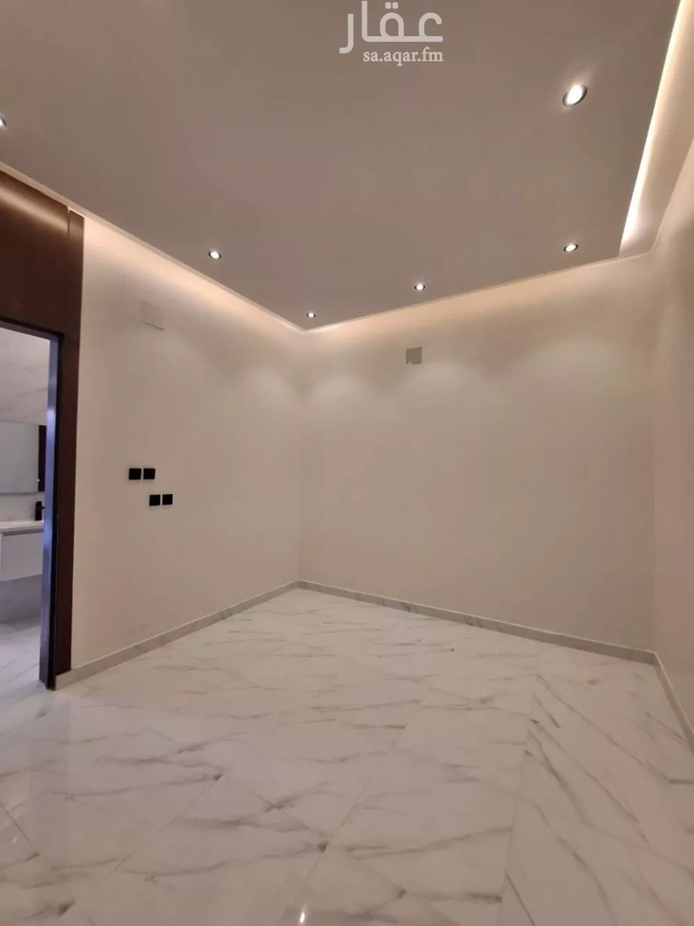 4 bedroom floor in Badr 8