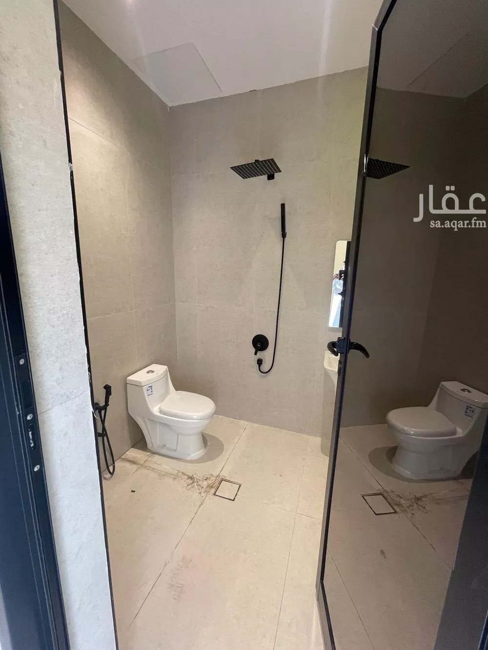 3 bedroom floor in Al Janadriyah 15