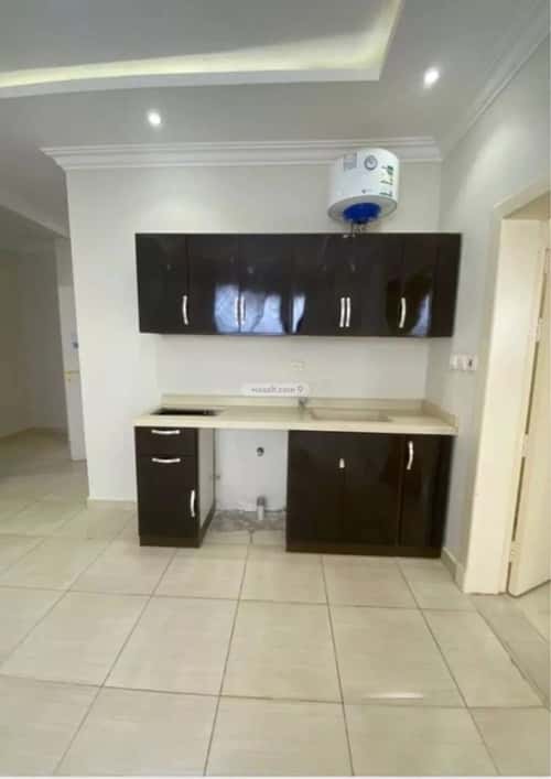 شقة 2 غرف في الملقا 3