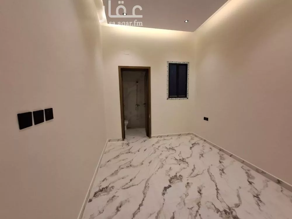 6 bedroom floor in Badr 11