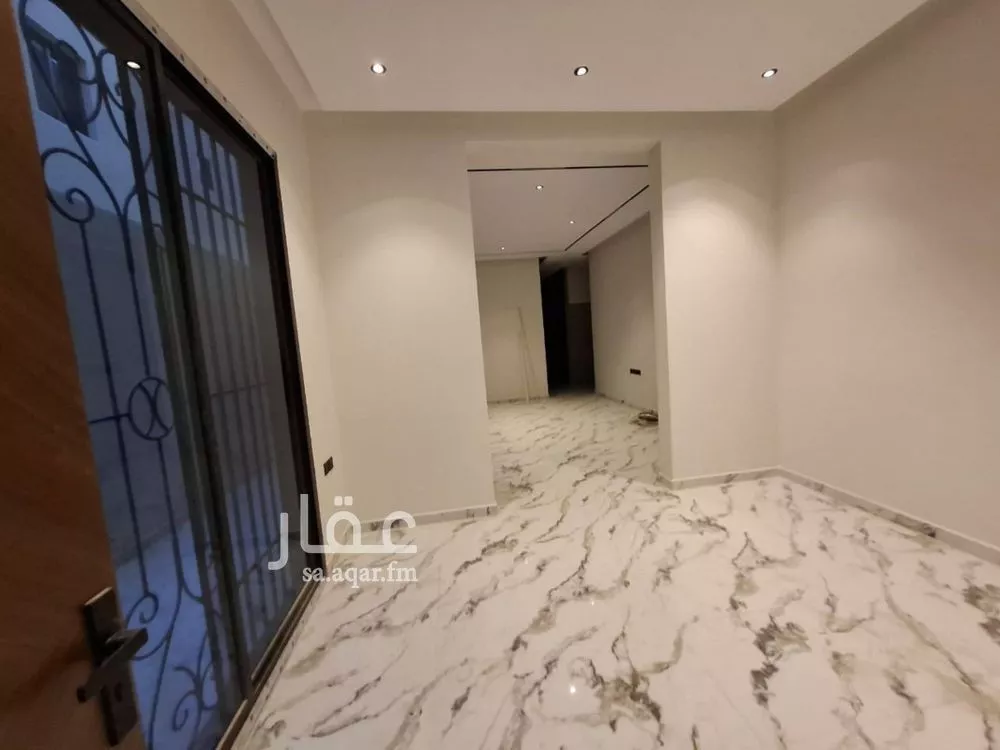 6 bedroom floor in Badr 12
