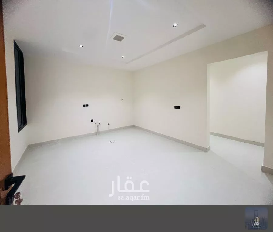 6 bedroom floor in Al Janadriyah 4