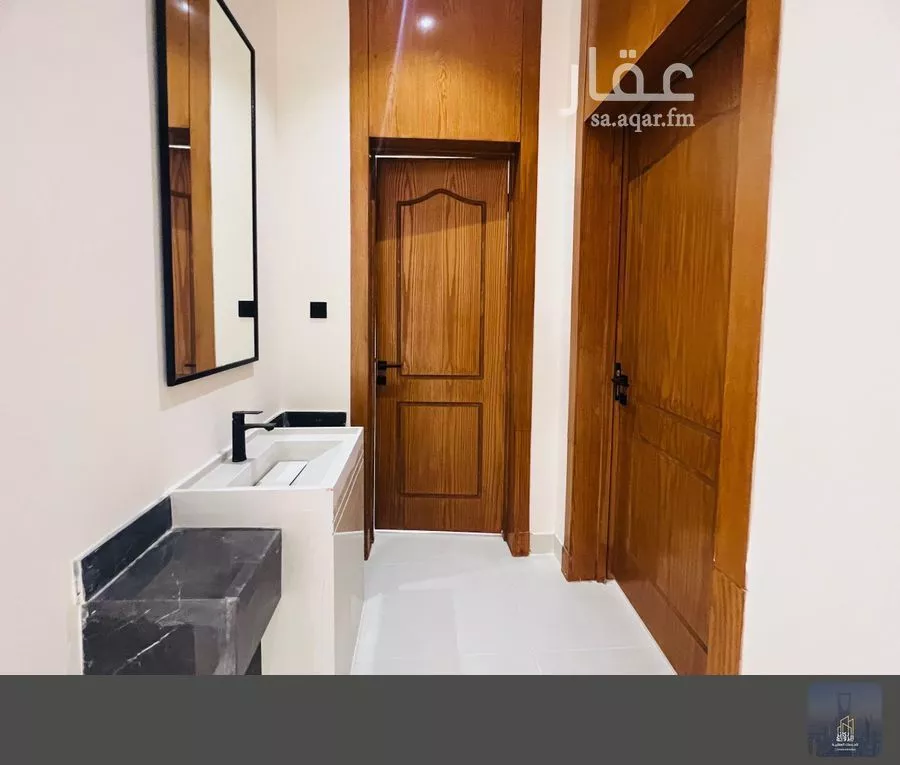 6 bedroom floor in Al Janadriyah 8