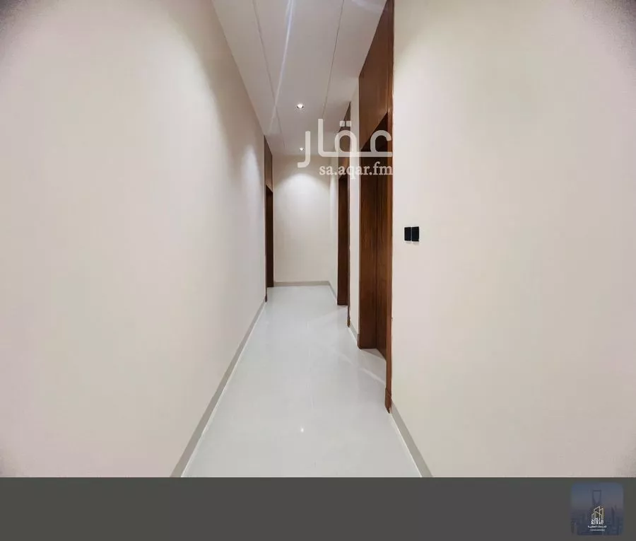 6 bedroom floor in Al Janadriyah 9