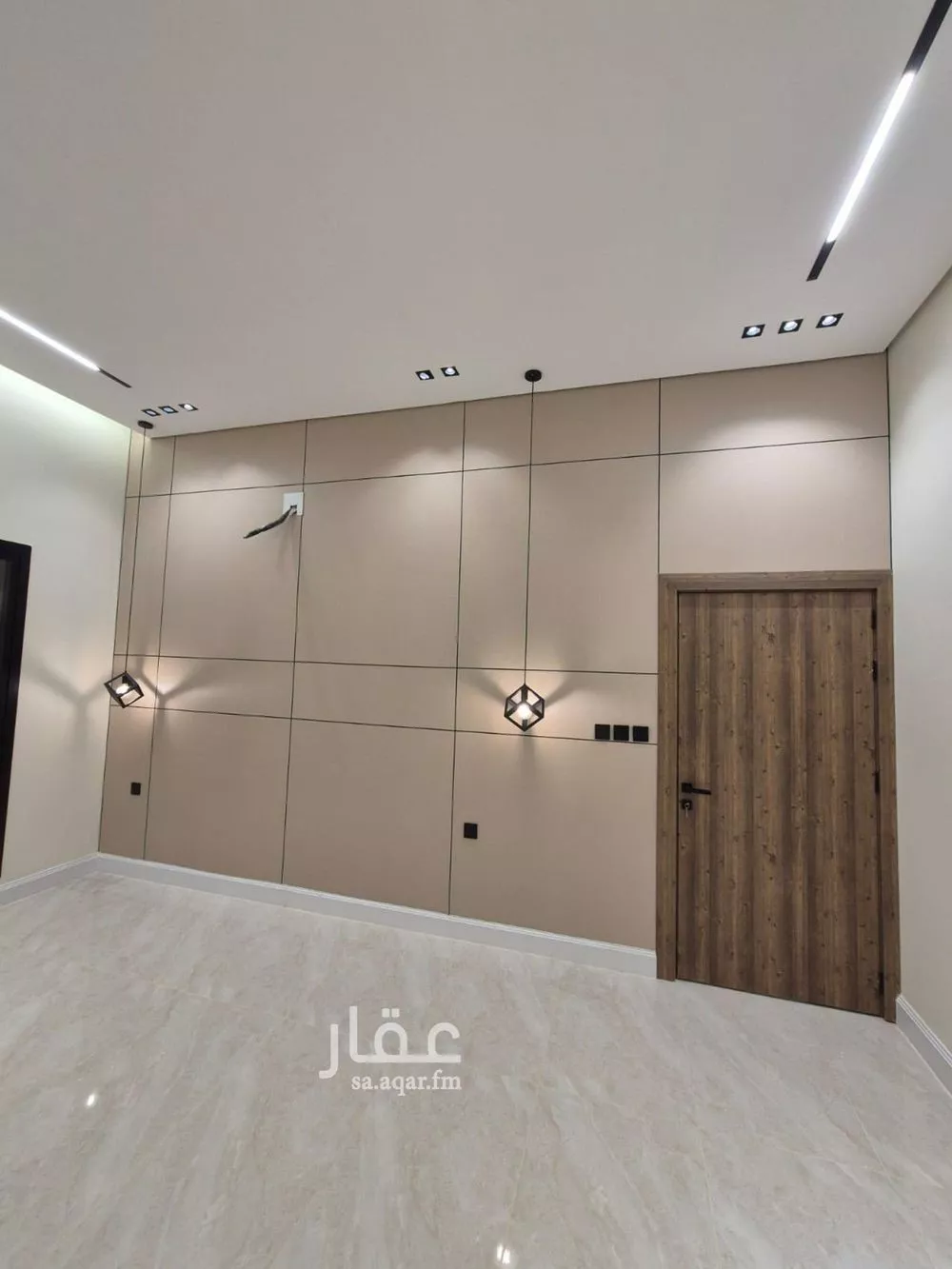دور 4 غرف في العارض 11