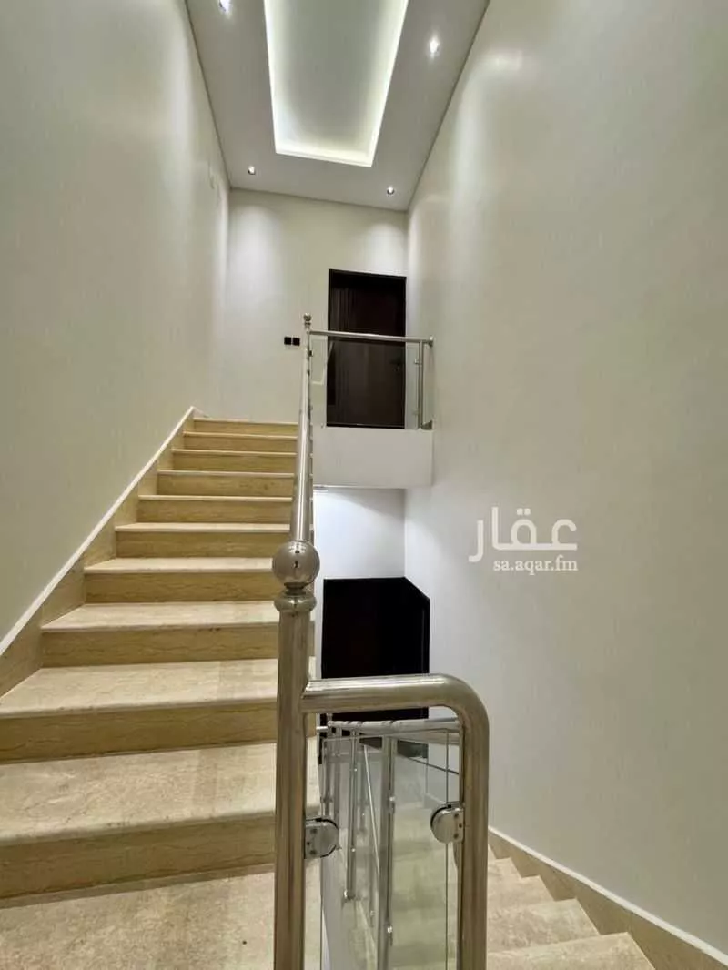 4 bedroom floor in Al Zahrah 25
