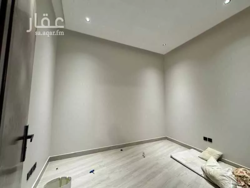 4 bedroom floor in Al Zahrah 4