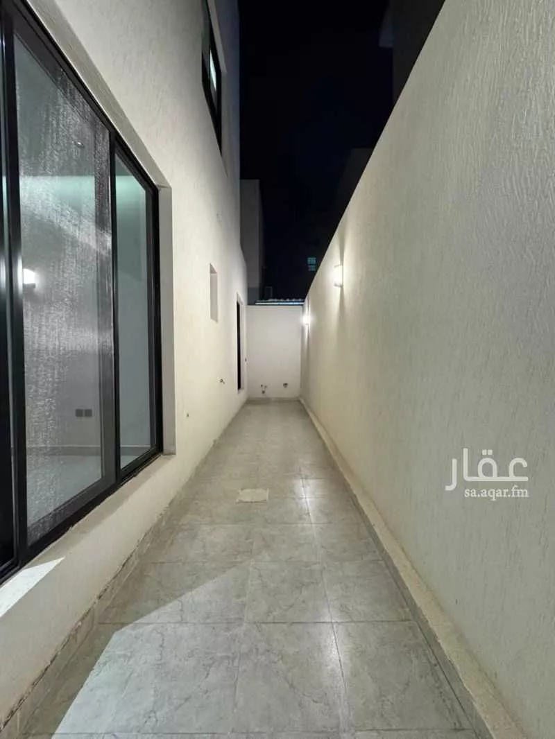 4 bedroom floor in Al Zahrah 8