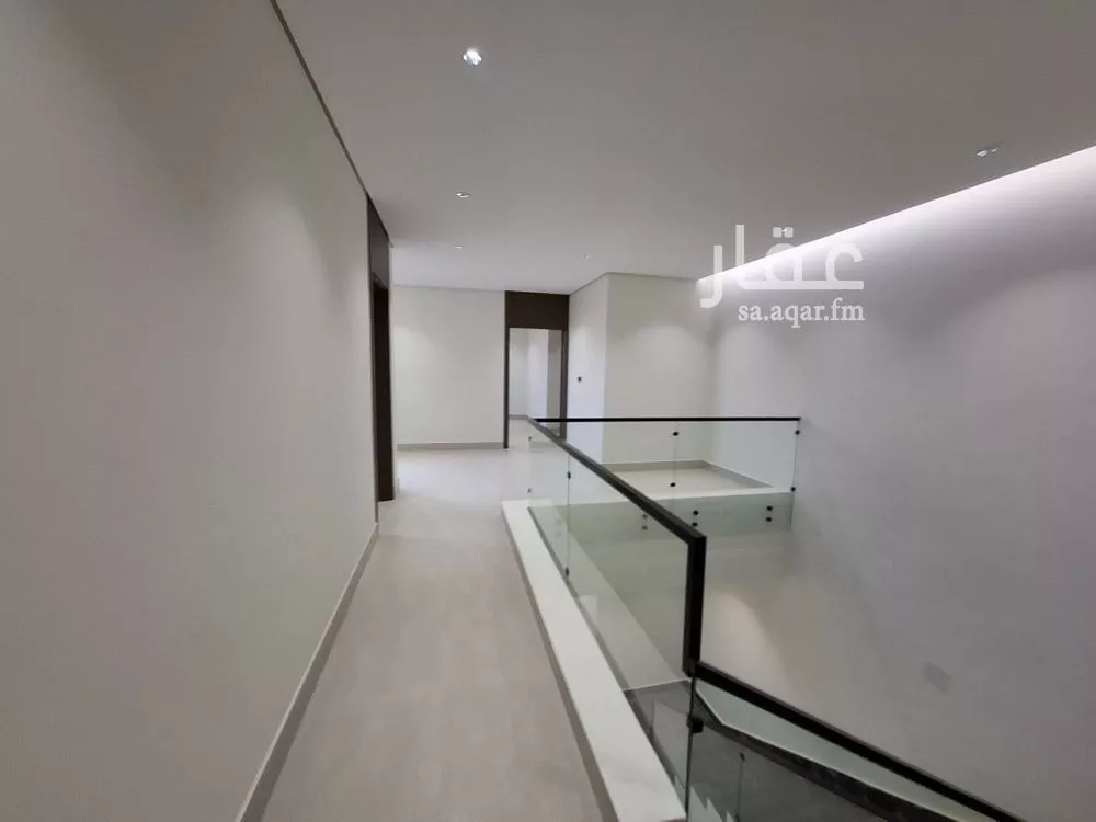 5 bedroom floor in Al Janadriyah 13